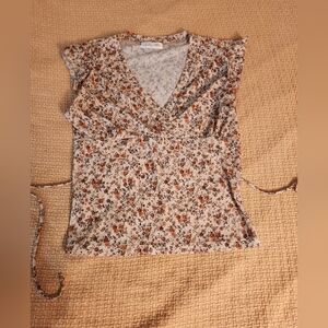 Yellow Floral V-neck Stretchy Short Sleeve Top